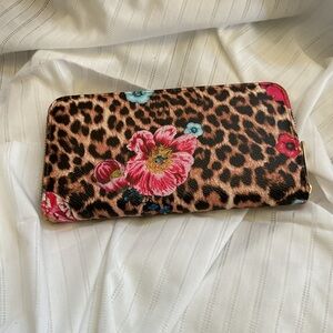 Floral no name, wallet with animal print